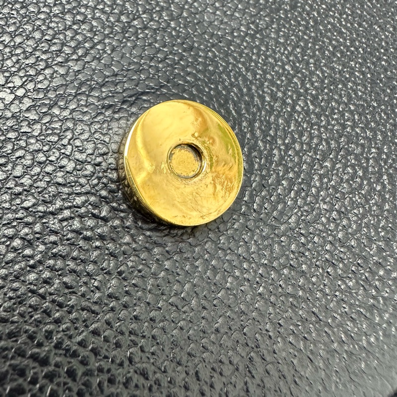 LV Marignan 海軍藍真皮壓紋郵差包-10