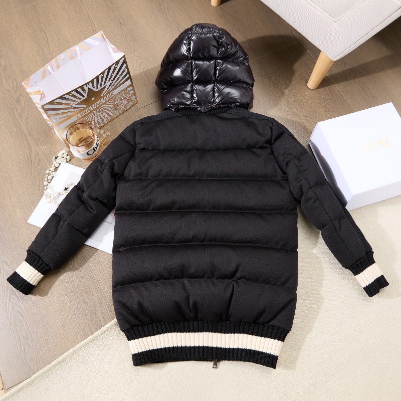 ❤️MONCLER 長款羽絨外套-9