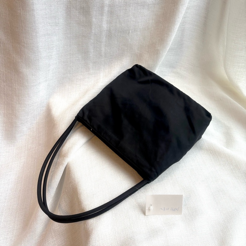 Prada 經典黑色尼龍托特包 Nylon tote bag 單肩包 手提包 23cm-45