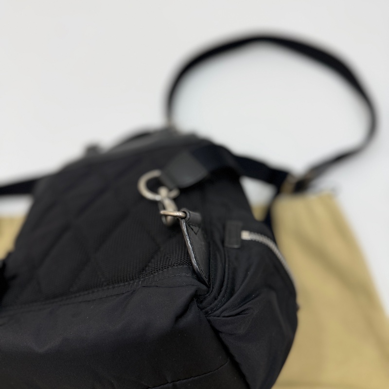BURBERRY  THE RUCKSACK 黑色 尼龍 戰馬 LOGO mini 後背包 雙肩包 斜背包-21