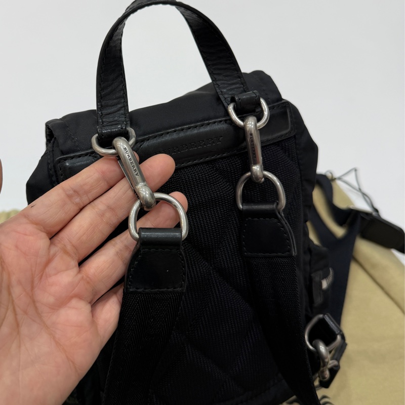 BURBERRY  THE RUCKSACK 黑色 尼龍 戰馬 LOGO mini 後背包 雙肩包 斜背包-23