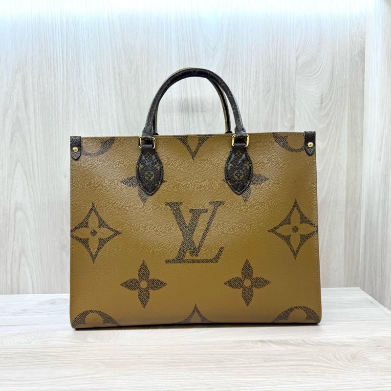 LV老花雙拼色onthego MM手提肩背托特包M45321-1