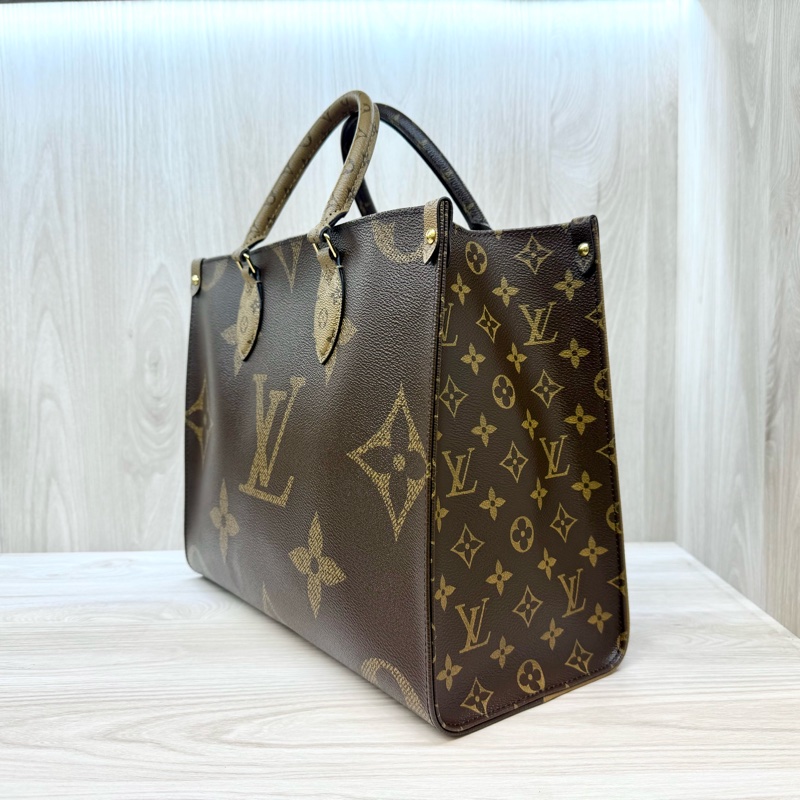 LV老花雙拼色onthego MM手提肩背托特包M45321-3