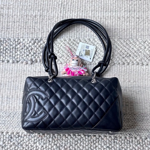 Chanel全黑康鵬枕頭包