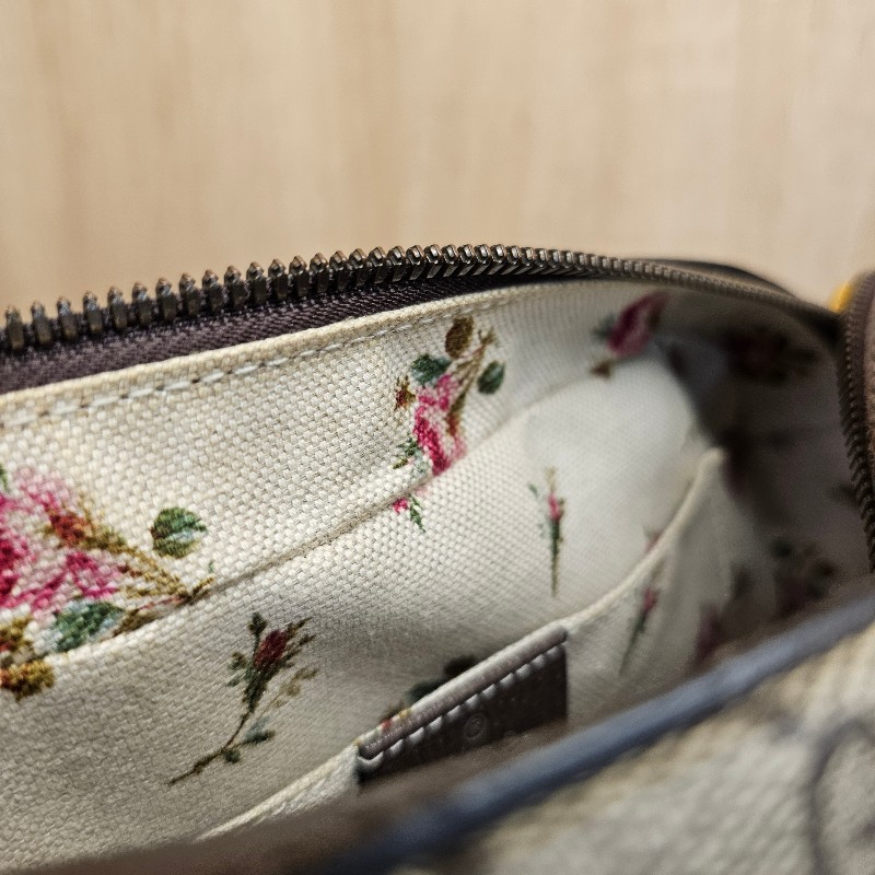 [新年到優惠經典相機包😳] Gucci老花虎頭綠紅綠背帶拉鏈相機包-22