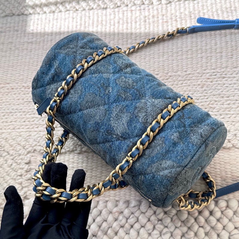 Chanel 21A 山茶花圓筒-2