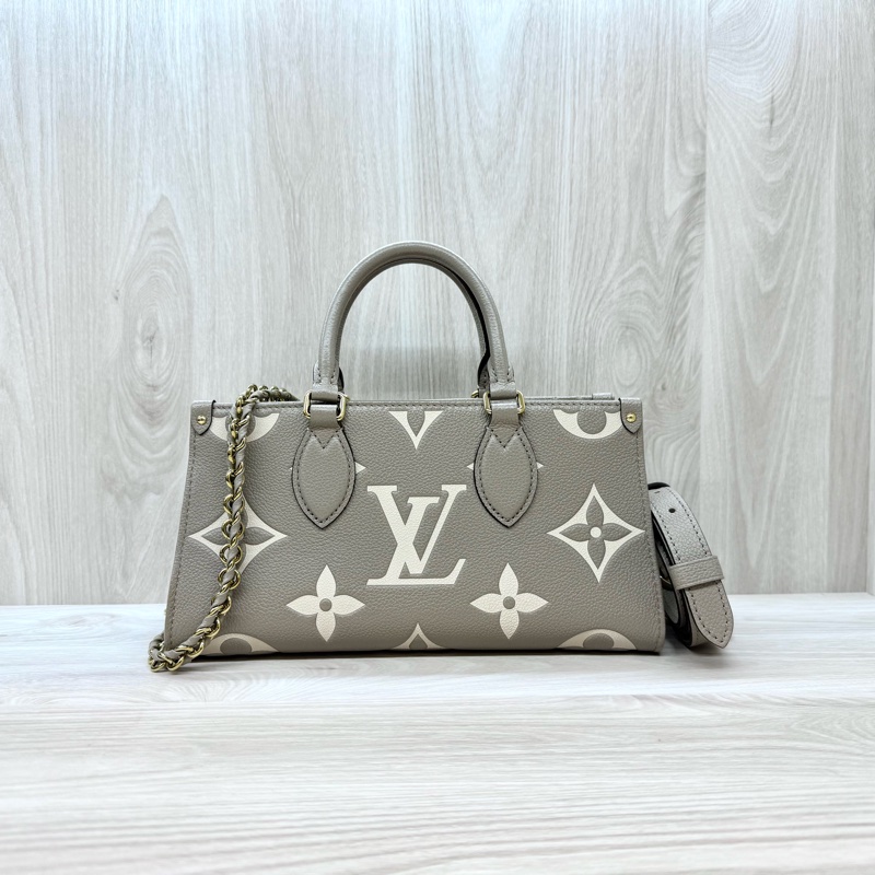 LV 斑鳩灰OnTheGo East West斜背包M23641-0