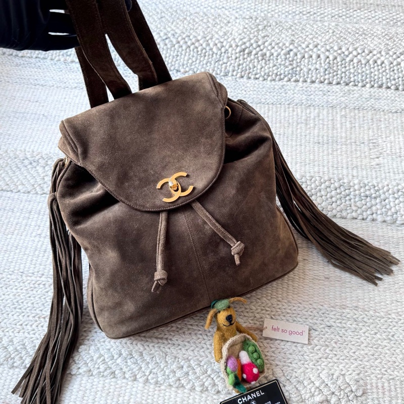 Chanel 麂皮流蘇雙肩包-3