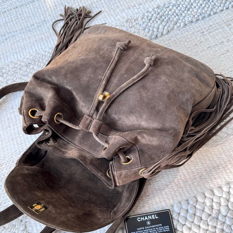 Chanel 麂皮流蘇雙肩包-8