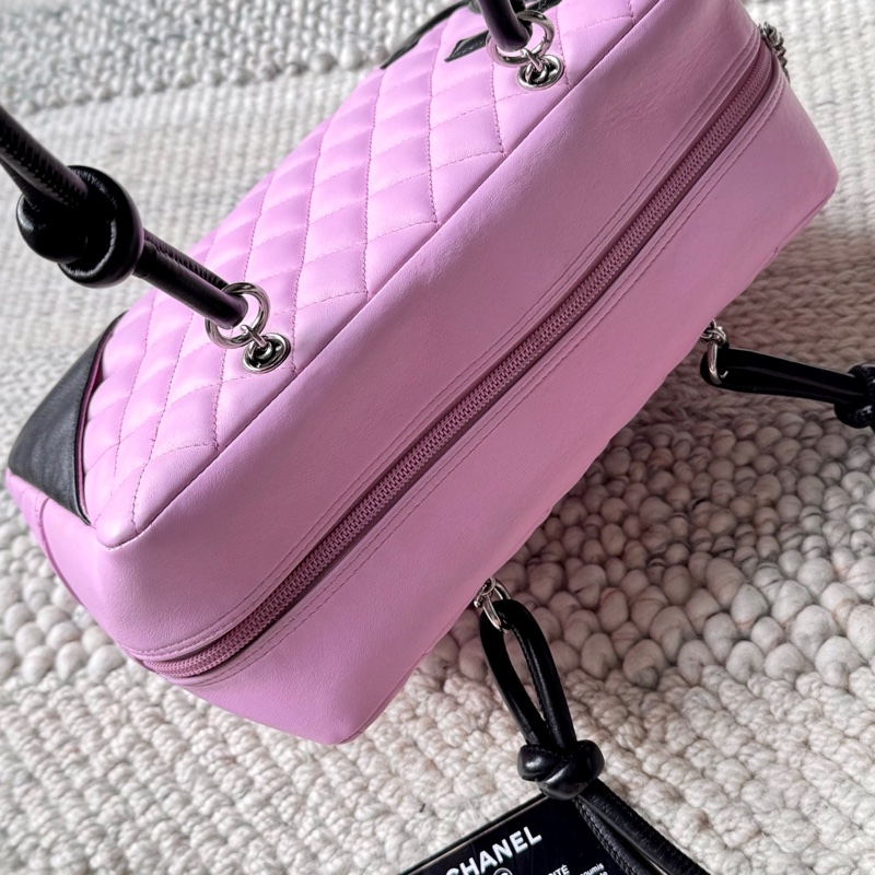 Chanel 粉色康鵬枕頭包-2