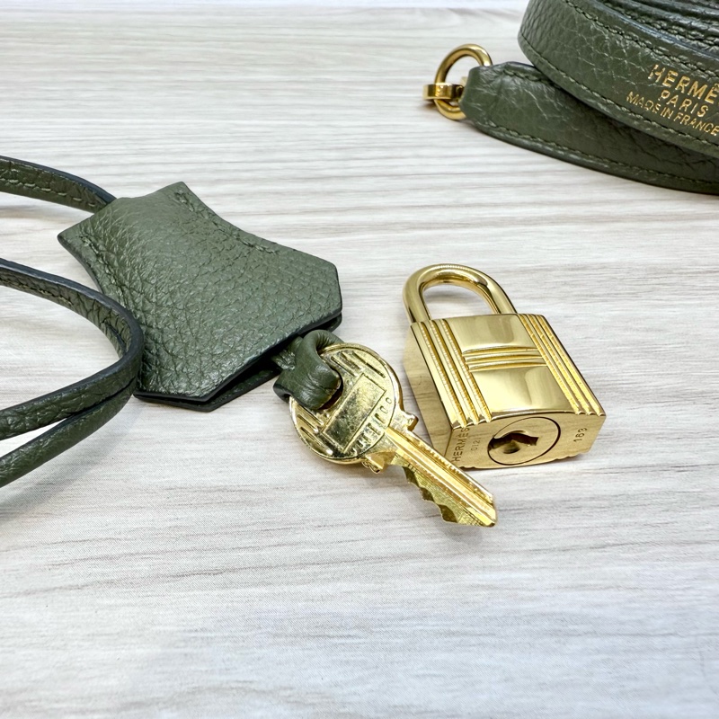 HERMES C6橄欖綠金釦Togo皮kelly32手提肩背-9