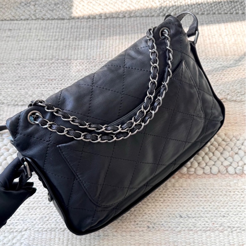 Chanel 黑銀雙鏈條機場包-1