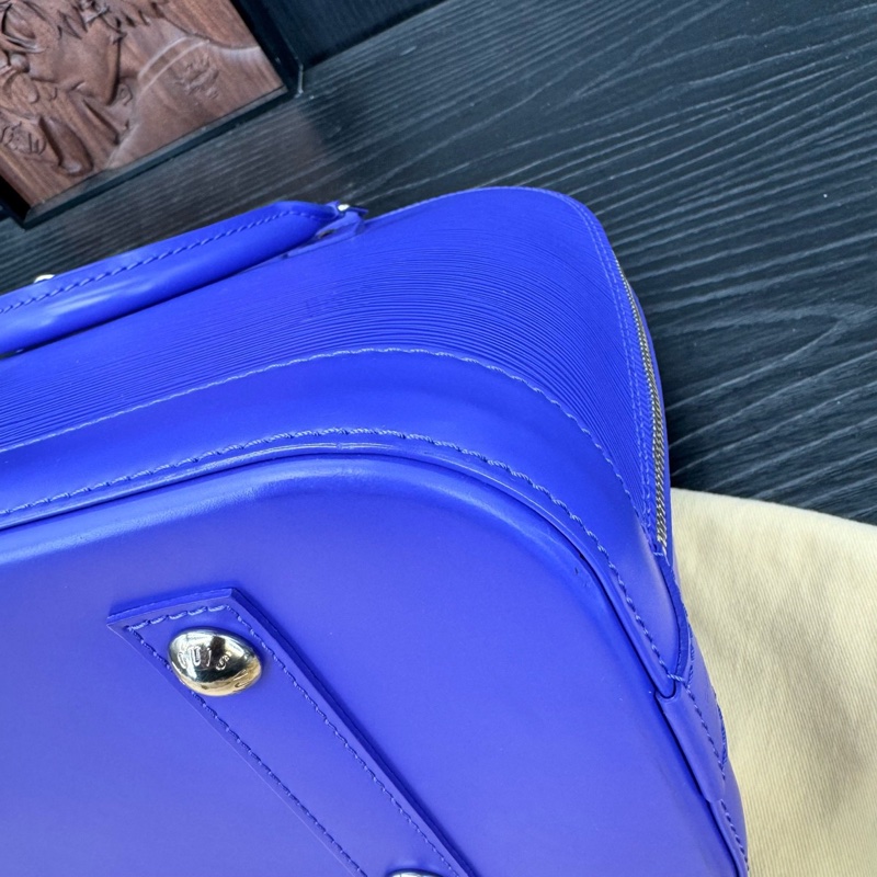 98新LV Alma水波紋貝殼包 藍色 無附件-7