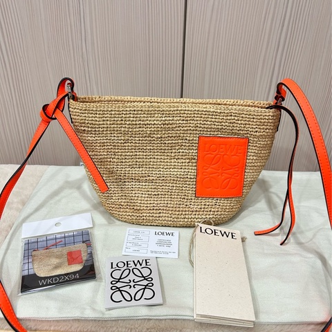 #近新 Loewe 撞色草編包 竹編包