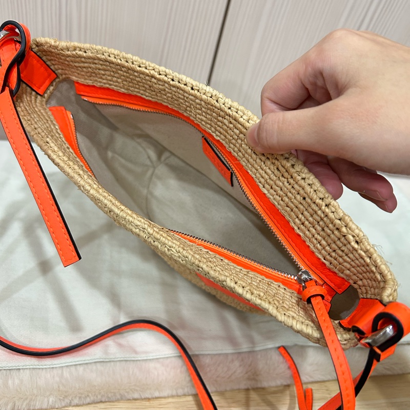 #近新 Loewe 撞色草編包 竹編包-9