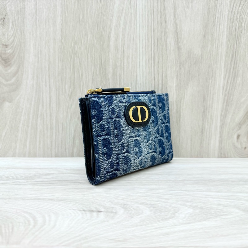 DIOR牛仔藍緹花金釦30 MontaigneDahlia對開短夾S2197UDCE-4