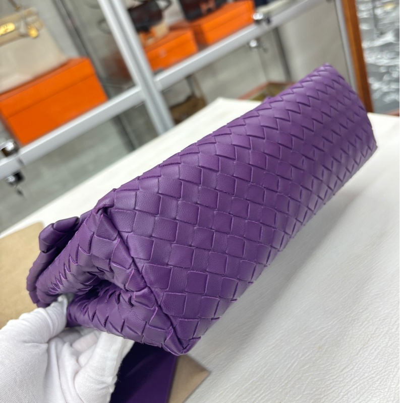 BV深紫色編織腋下包-4
