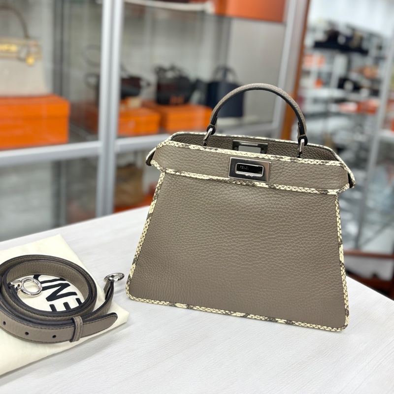 Fendi ISeeU Peekaboo-0