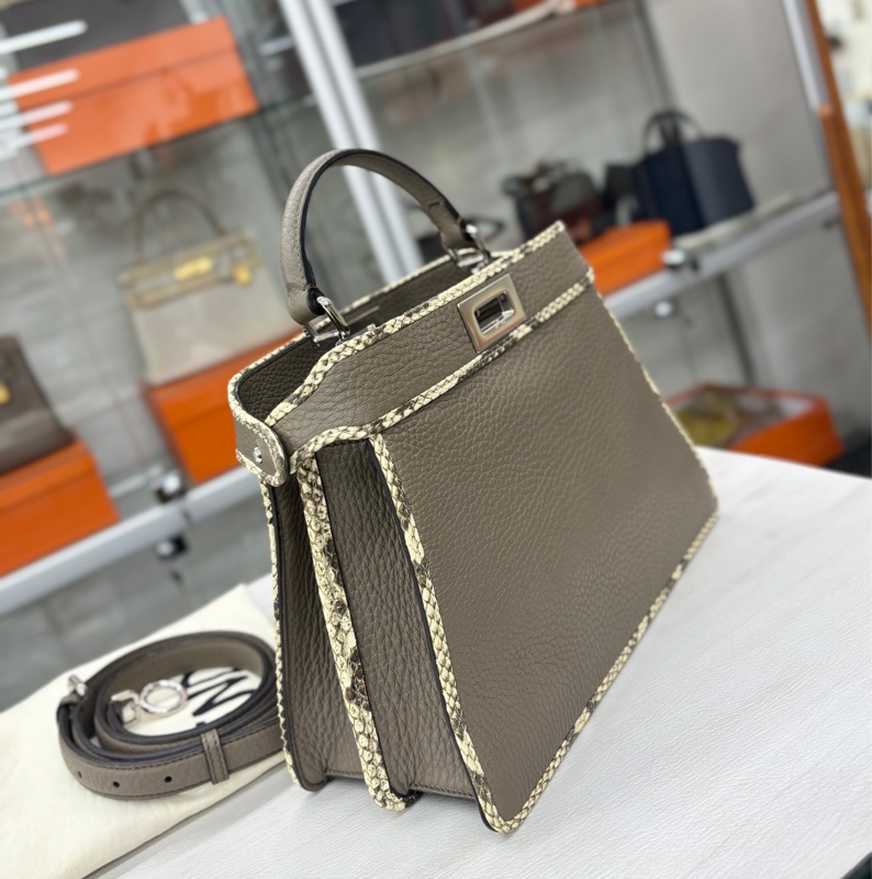 Fendi ISeeU Peekaboo-1