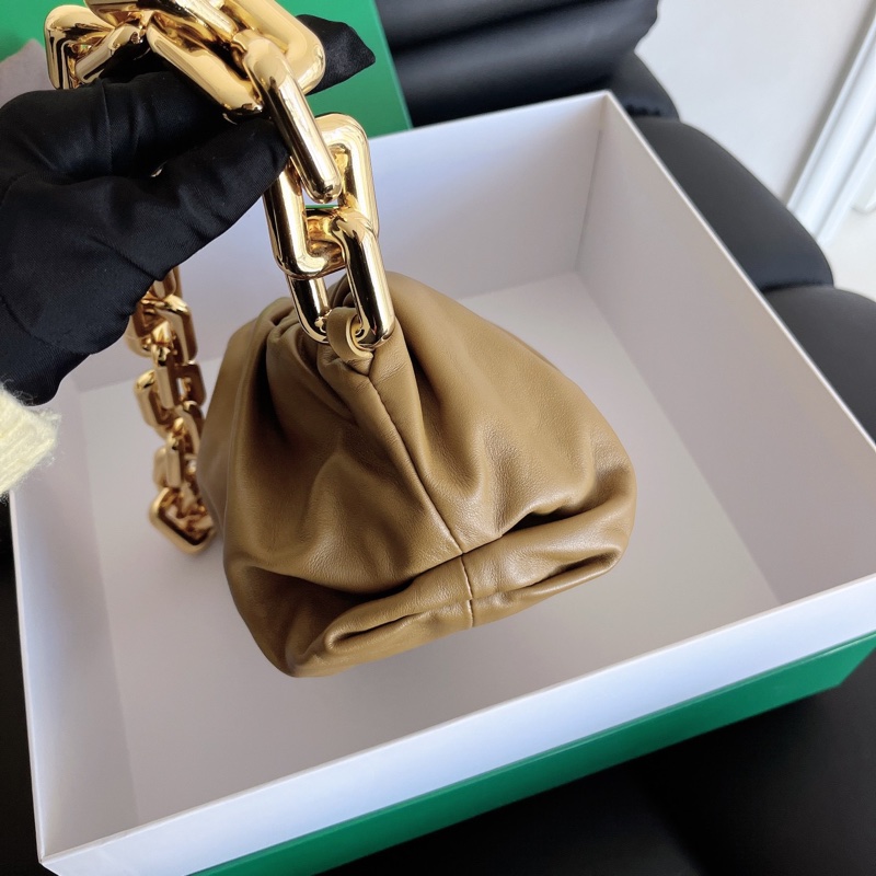 BV Chain Pouch焦糖色-2