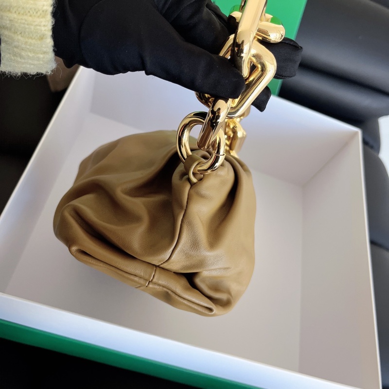 BV Chain Pouch焦糖色-3