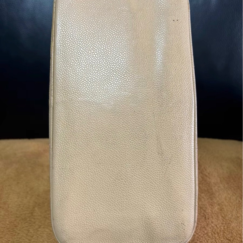 CHANEl 希爾頓奶茶色荔枝紋牛皮手提包-10