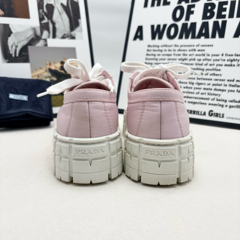 98新  Prada/普拉達 櫻花粉 恰好心動 帶三角標休閒鞋 36碼無附件-6