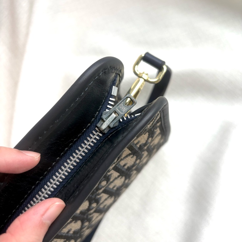 Dior 刺繡藍花拉鏈包 單肩包-17