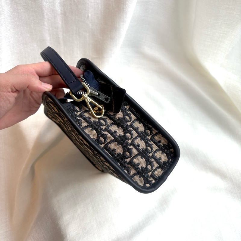 Dior 刺繡藍花拉鏈包 單肩包-26