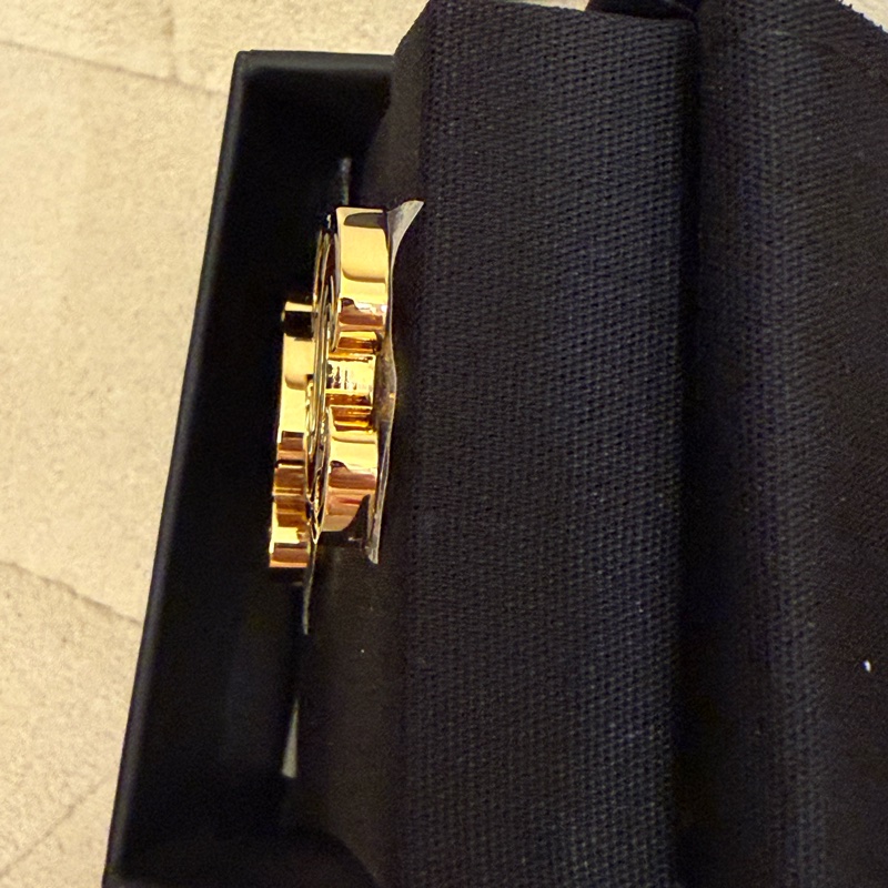 Chanel黑色鏤空漫畫耳環 全新台灣專櫃入-4