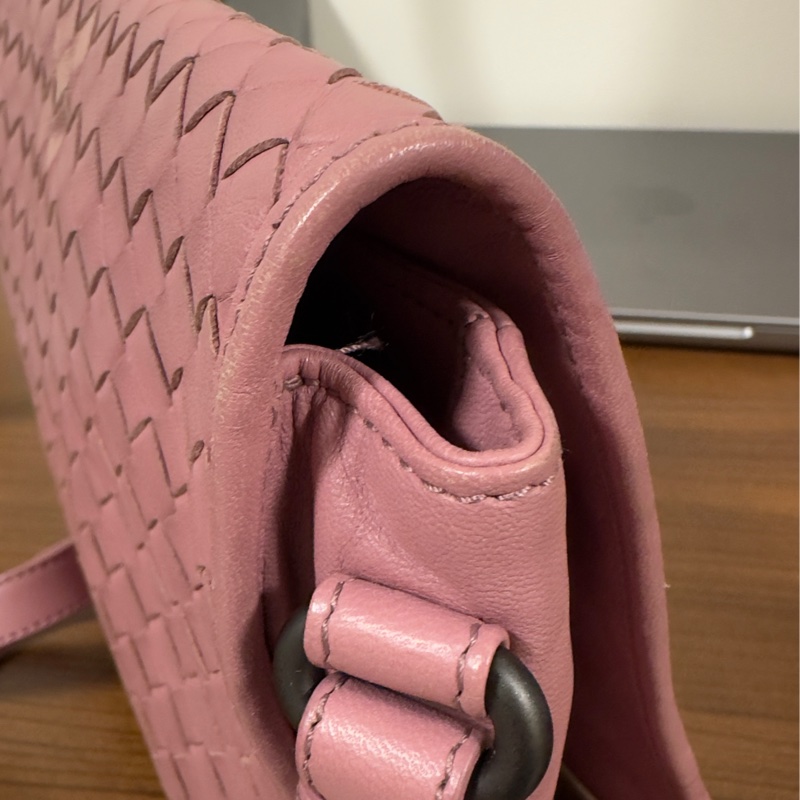 Bottega Veneta 丁香紫 Intrecciato 編織納帕皮革斜背包（二手）-16