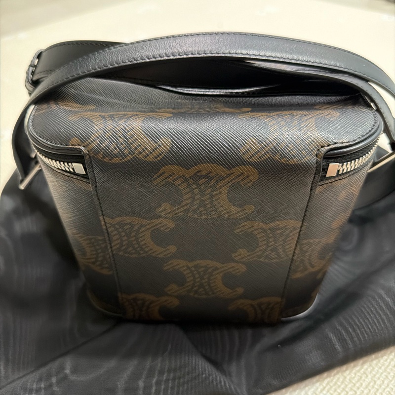 Celine Triomphe 化妝包-6