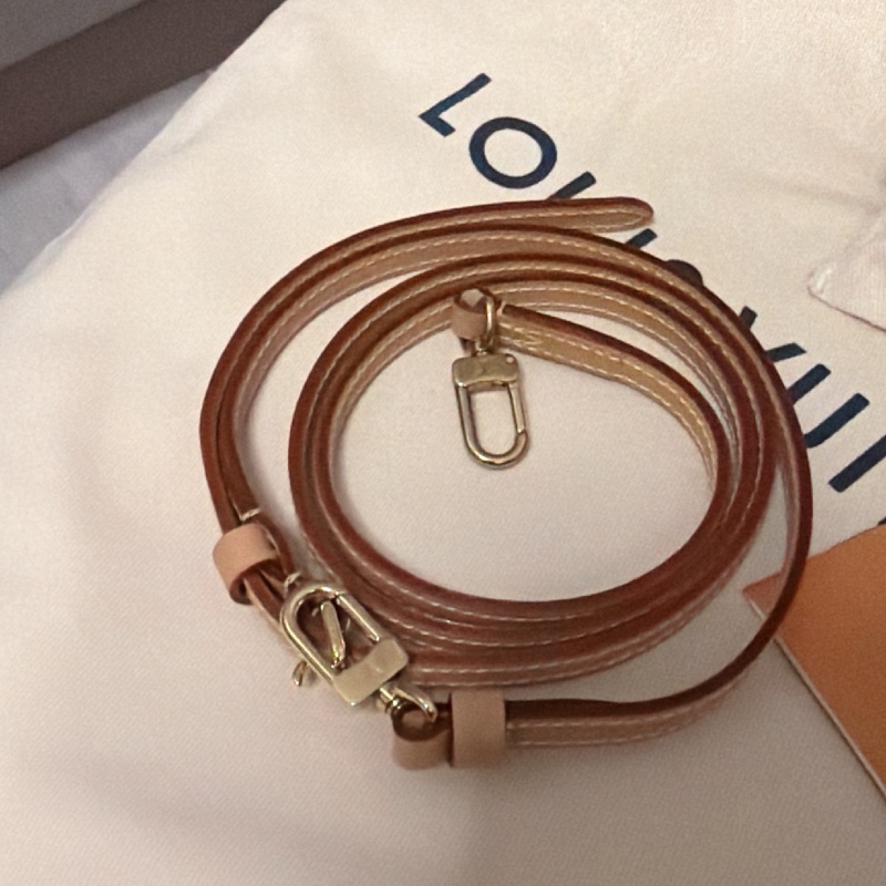 LV 老花硬圓餅包 手提包 斜背包-21