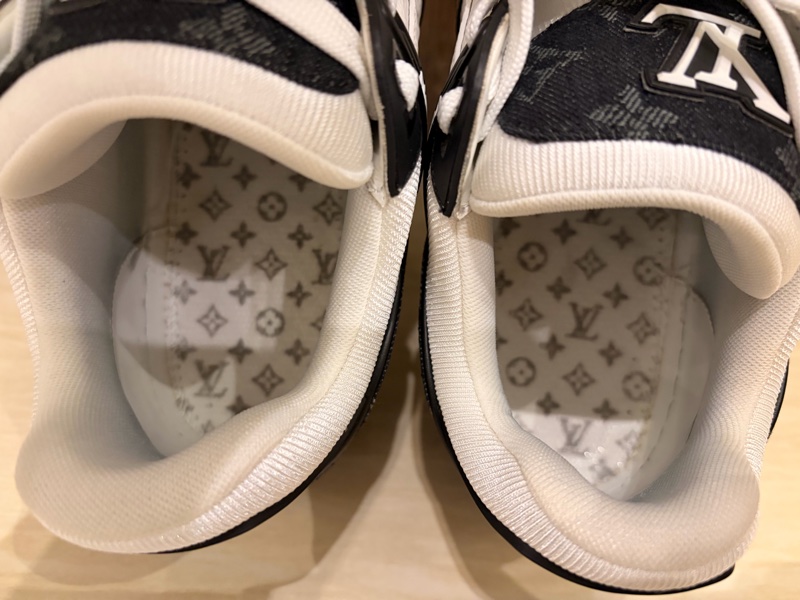 路易威登 95新 Louis Vuitton Traine 黑白牛仔/黑熊貓-9