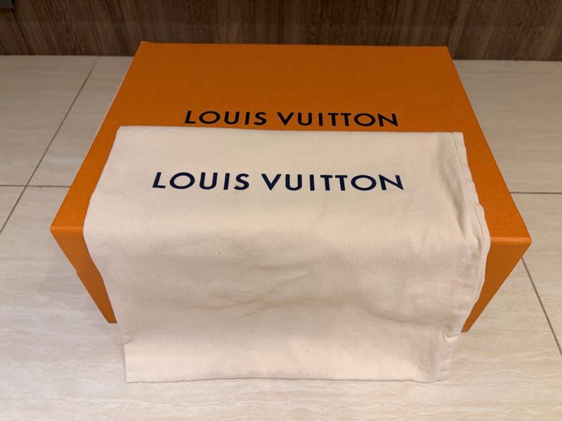 路易威登 95新 Louis Vuitton Traine 黑白牛仔/黑熊貓-17