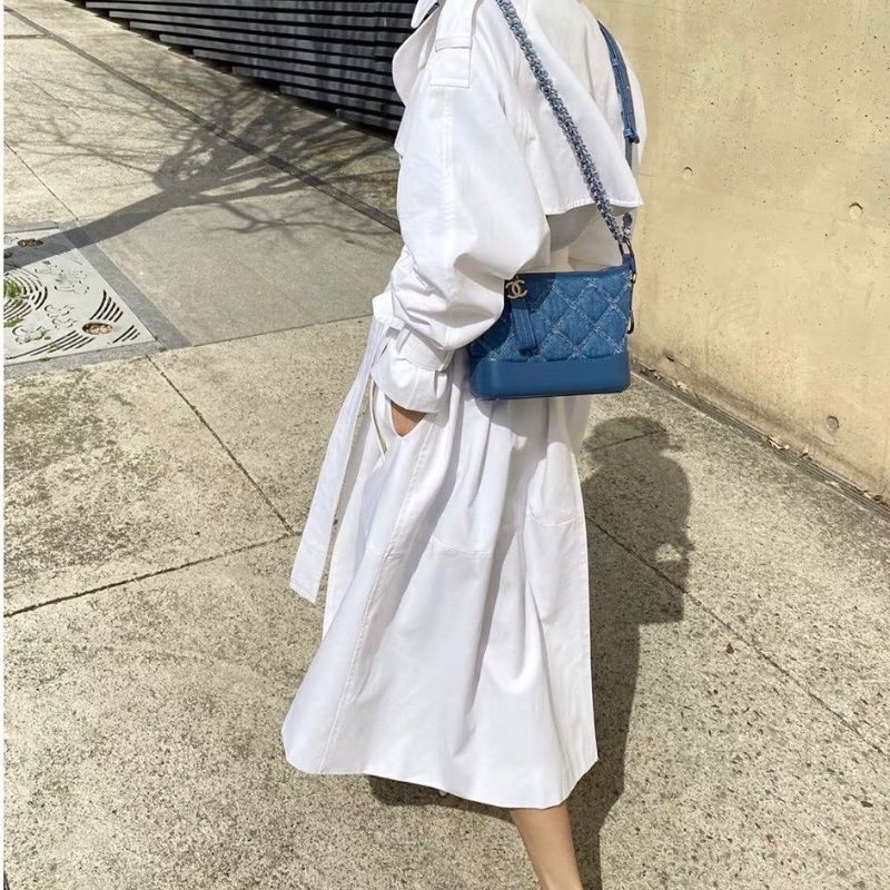 CHANEL 牛仔丹寧小號流浪鏈條包 20*15*8 98新配件盒子塵袋-0