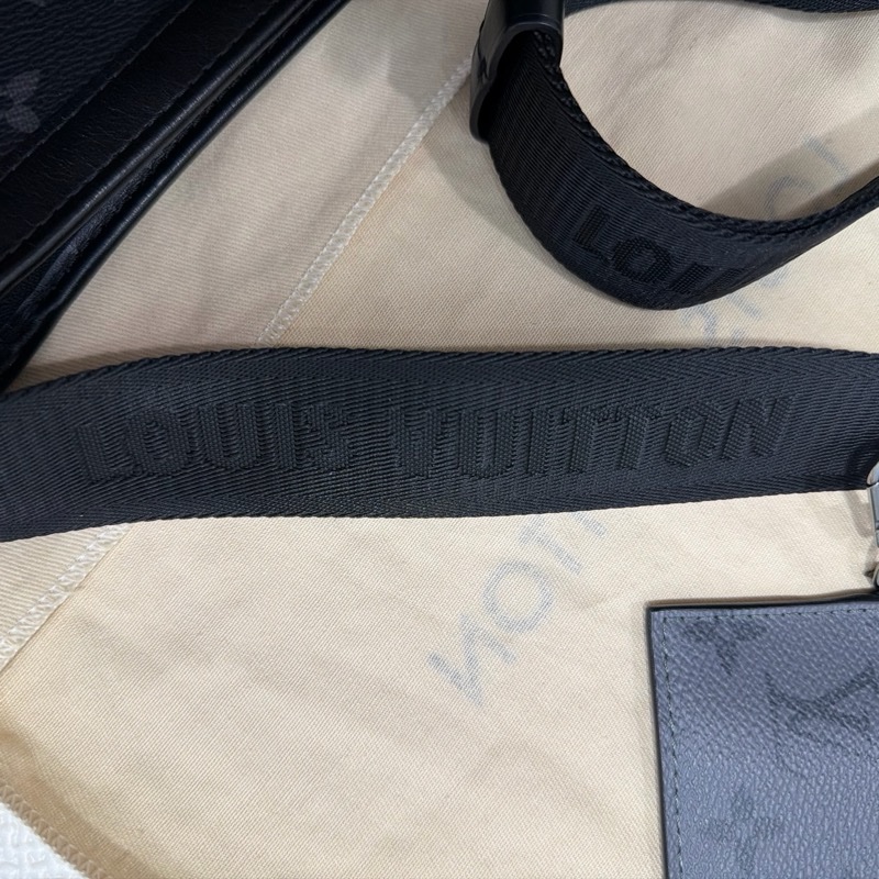 Louis Vuitton Gaston-12