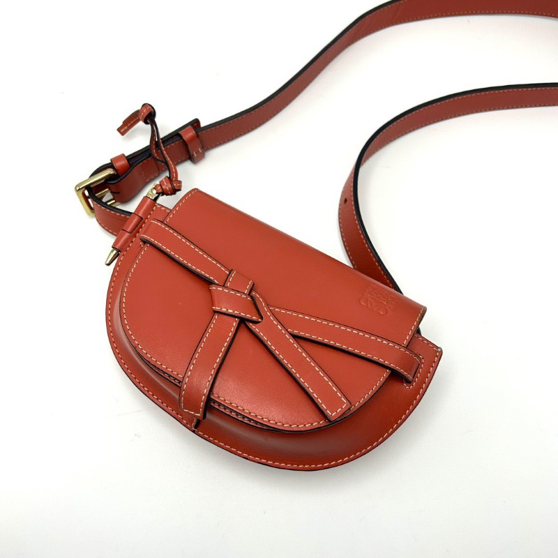 LOEWE gate馬鞍肩背斜背包21*13*9 98新配件塵袋-5