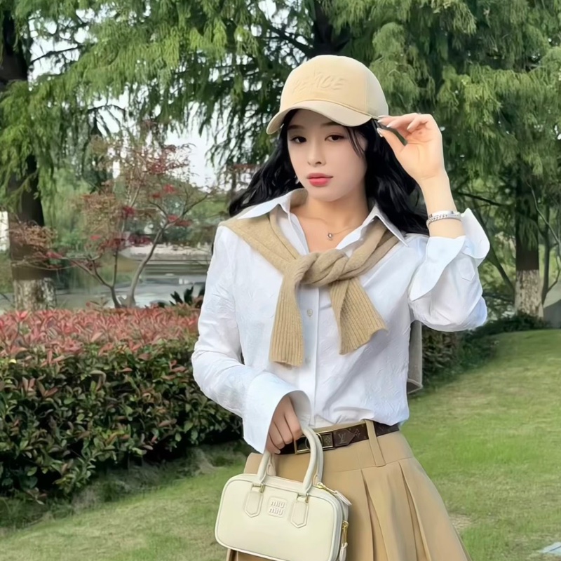 MIUMIU白金保齡球 mini手提肩背斜背包20*11*5 98新配件塵袋-0