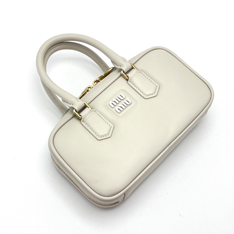 MIUMIU白金保齡球 mini手提肩背斜背包20*11*5 98新配件塵袋-5