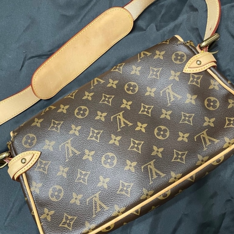 LV 肩背包～ 9成新，高雅好看-1