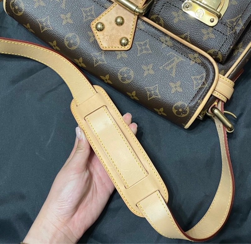 LV 肩背包～ 9成新，高雅好看-7