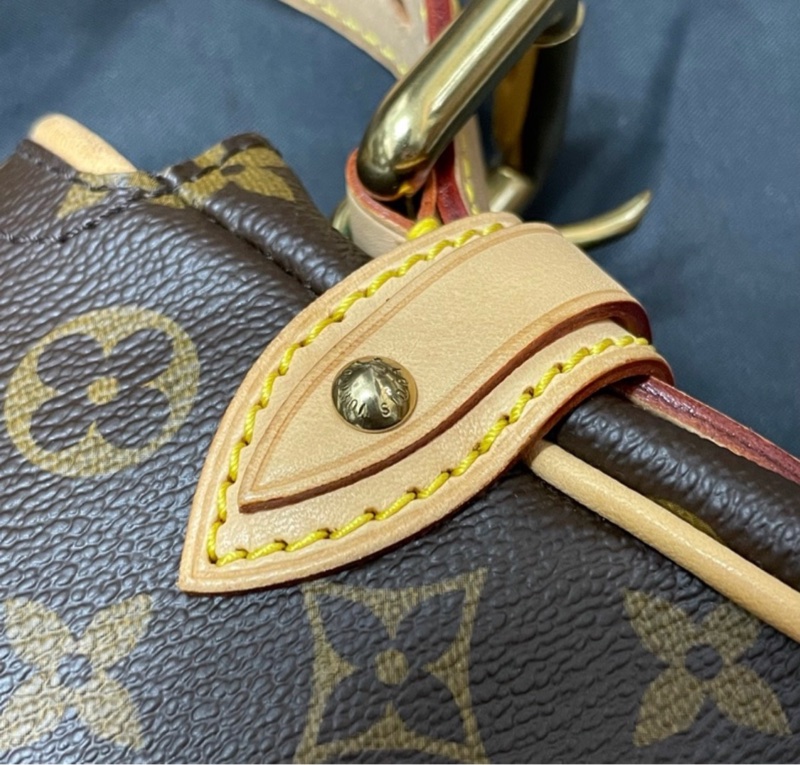 LV 肩背包～ 9成新，高雅好看-14