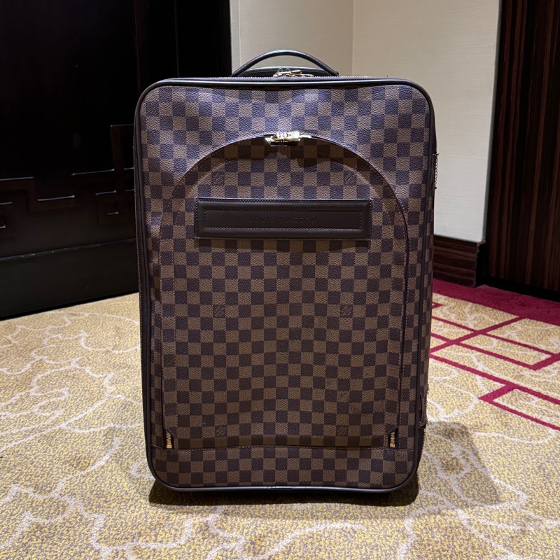 【自用割愛】 LV Damier 棋盤格 登機箱 行李箱 （原價18萬）-0