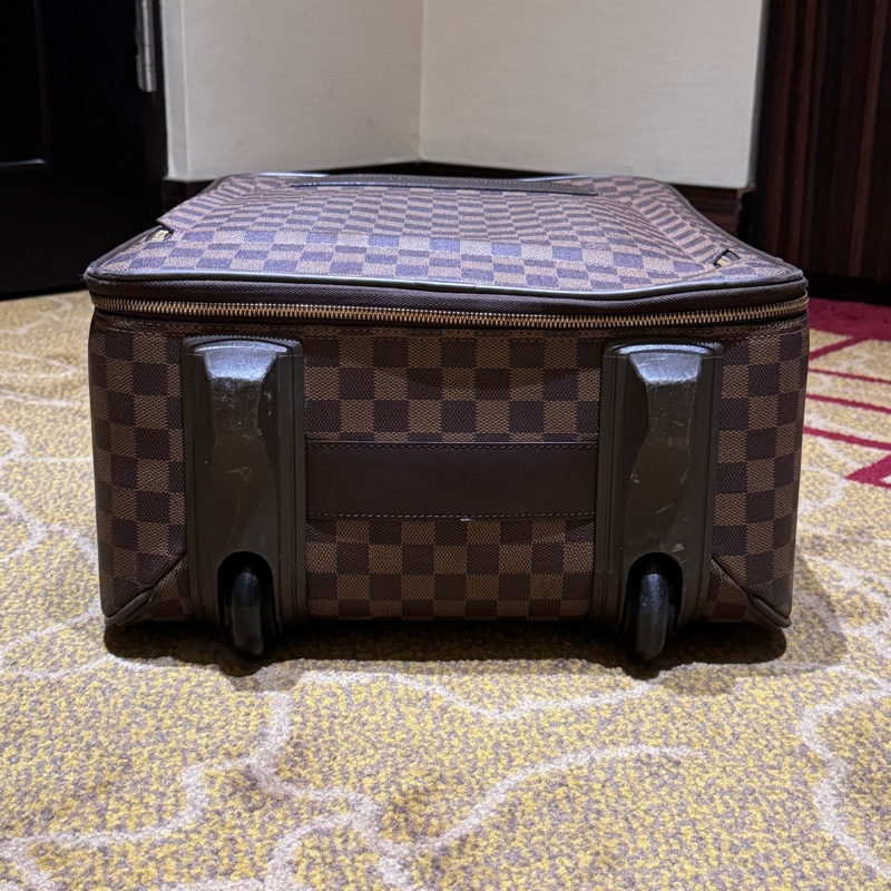 【自用割愛】 LV Damier 棋盤格 登機箱 行李箱 （原價18萬）-4