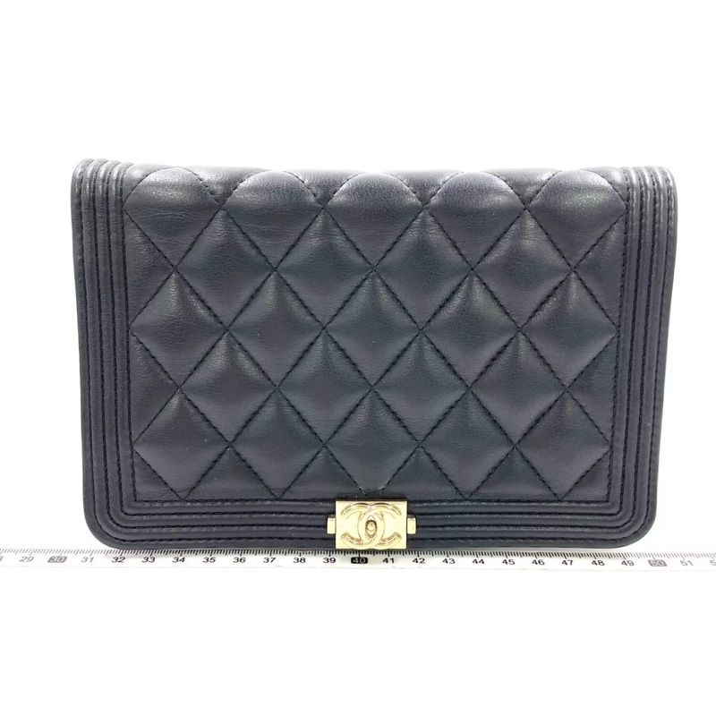 CHANEL BOY WOC 19-1