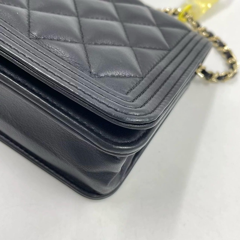CHANEL BOY WOC 19-15