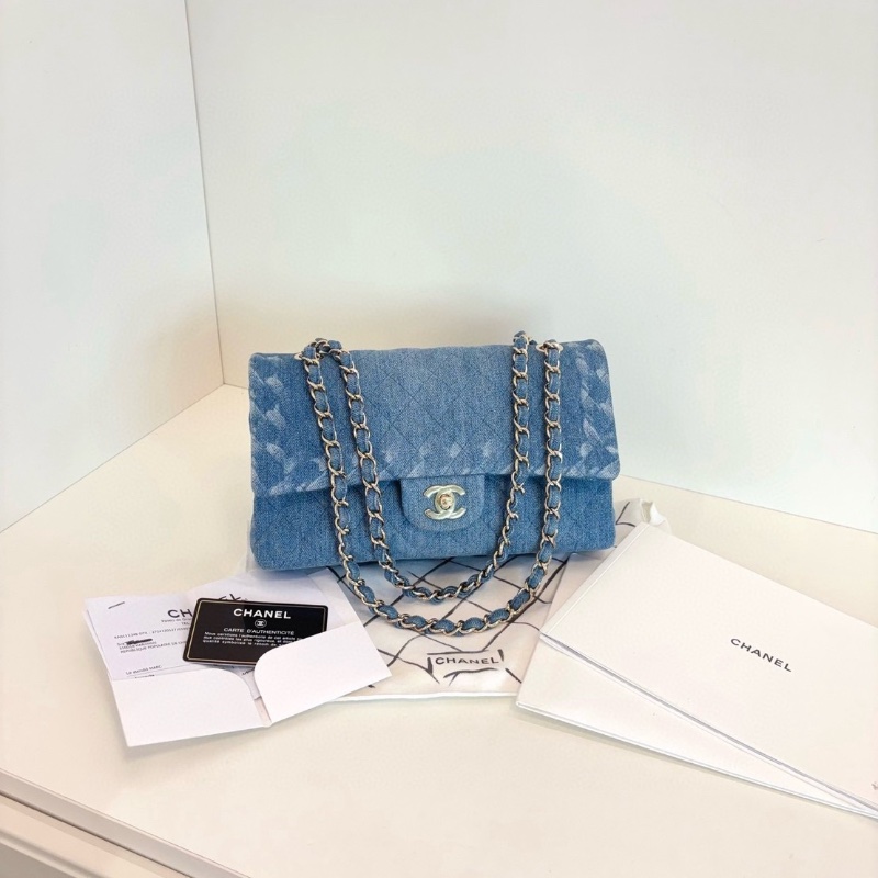 Chanel 季節限量   牛仔CF 中號26*15*6  99新配件塵袋保卡購證-1