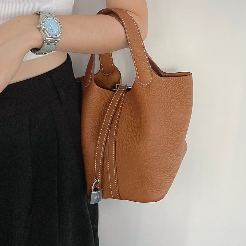 養馬入門首選🐎99新😍Hermes金棕銀扣Picotin18菜籃子包手提包-9