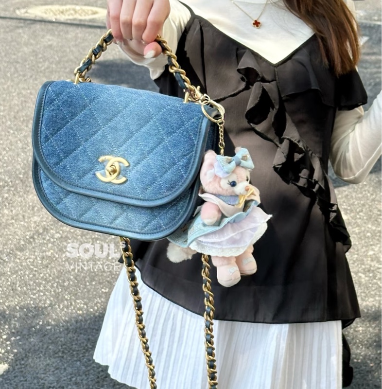 #專櫃2️⃣0️⃣多萬 #近新閒置 香奈兒牛仔藍郵差包 芯片款-3